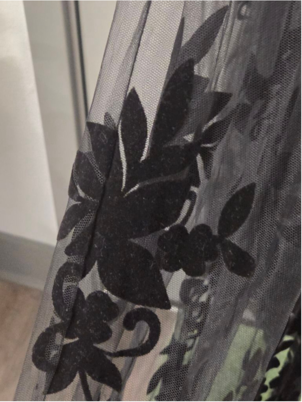 Women's Windsor Black Floral Mesh Maxi Dress size Small - Picture 5 of 16